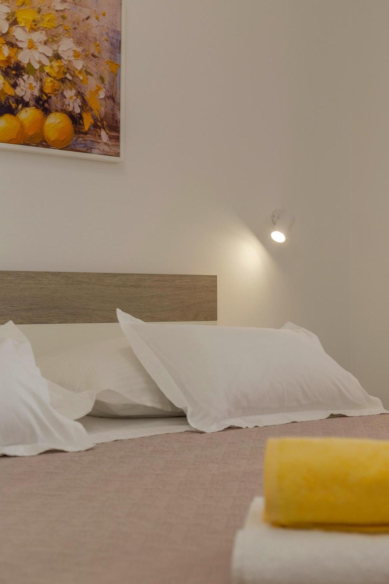 Apartments Tatjana Dominis Hvar Town Rum bild