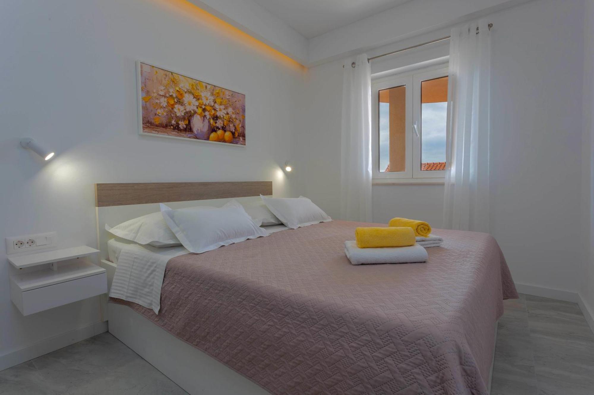 Apartments Tatjana Dominis Hvar Town Exteriör bild