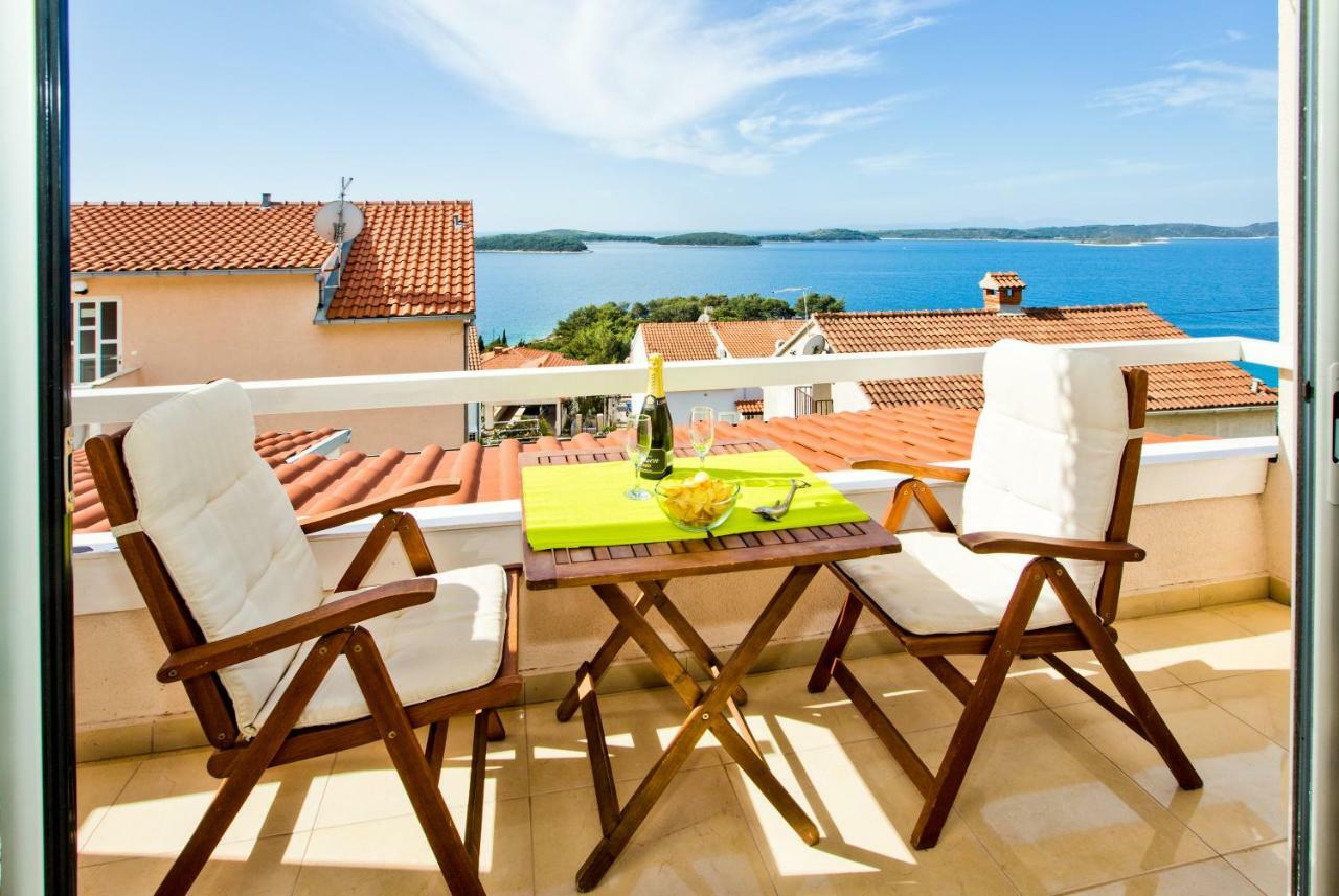 Apartments Tatjana Dominis Hvar Town Exteriör bild