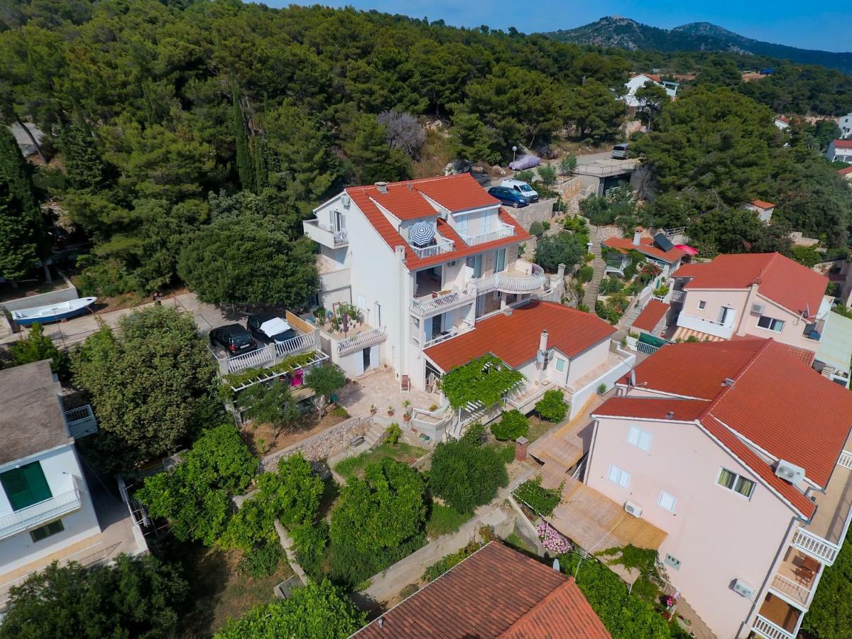 Apartments Tatjana Dominis Hvar Town Exteriör bild