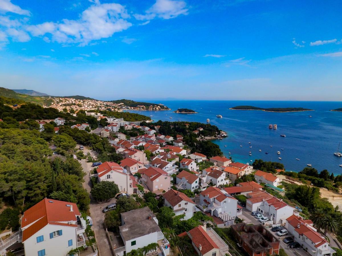 Apartments Tatjana Dominis Hvar Town Exteriör bild
